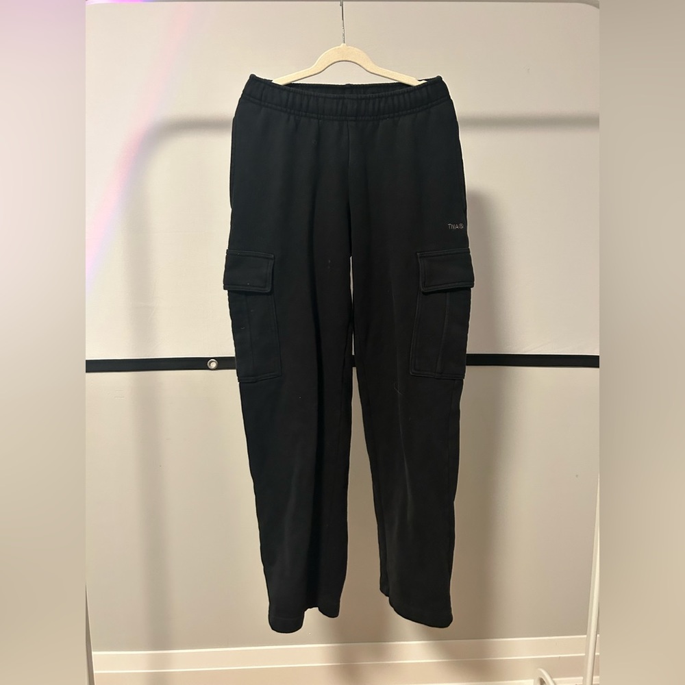 Aritzia Cargo sweatpants